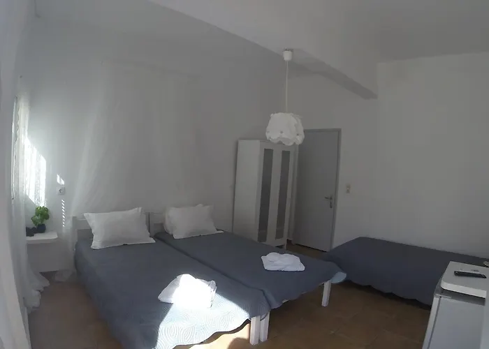 Sagma Perissa (Santorini)