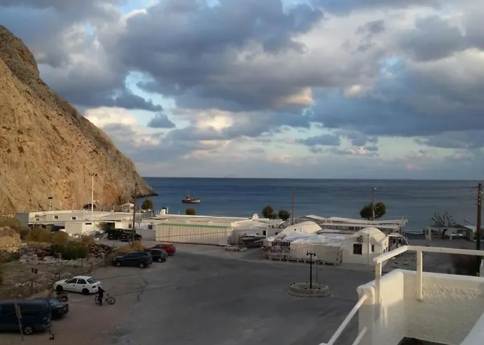 Sagma Perissa (Santorini)