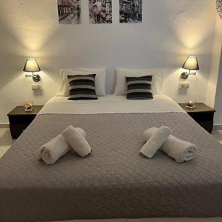 Sagma Beach Rooms Bed & Breakfast