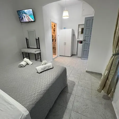 Sagma Beach Rooms 2*