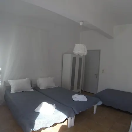 Sagma Beach Rooms Perissa (Santorini)