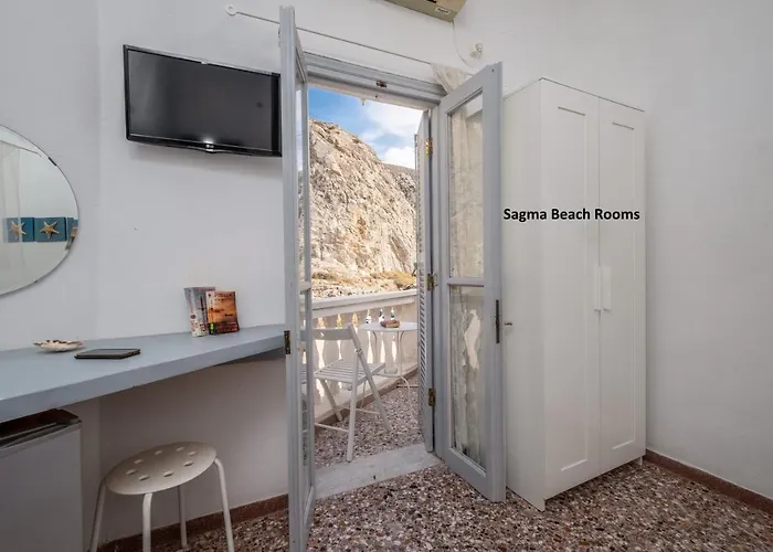 Sagma Perissa (Santorini)