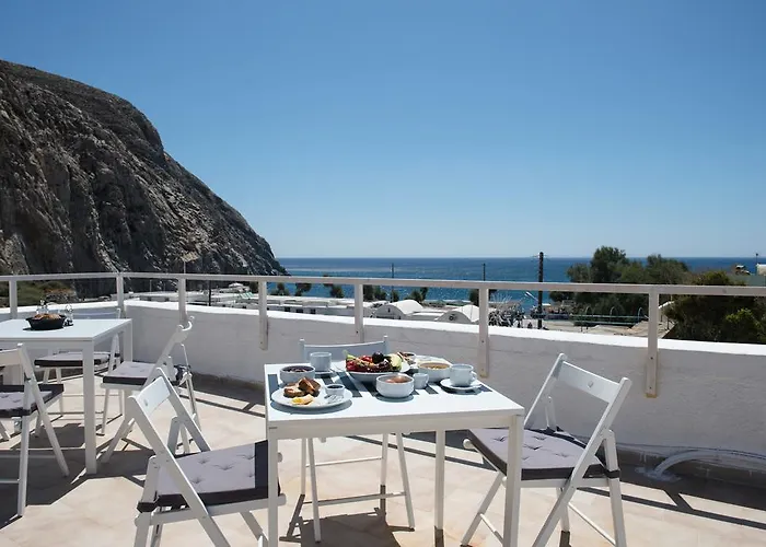 Bed & Breakfast Sagma Perissa (Santorini)